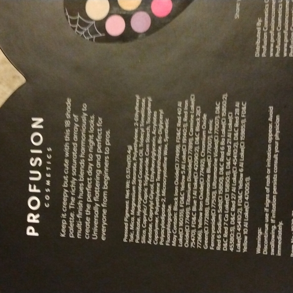 Eyeshadows Palette - Picture 11 of 14